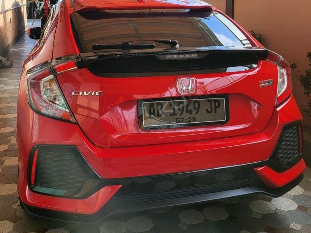 Mobil Honda Civic Hatchback 2018