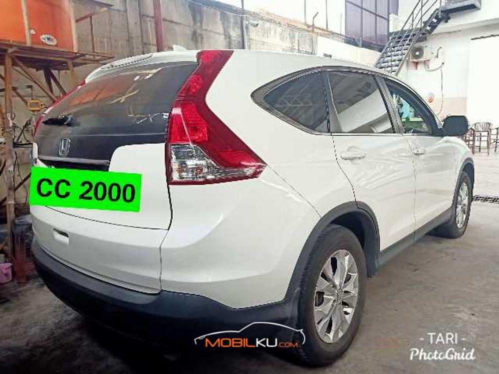 Mobil Honda CR-V 2014
