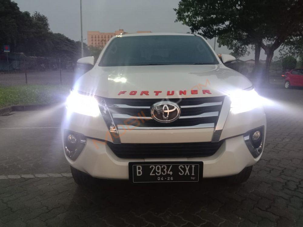 Mobil Toyota Fortuner 2016
