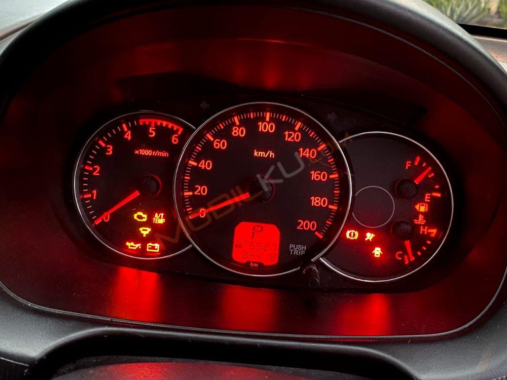 Mobil Mitsubishi Pajero Sport 2013