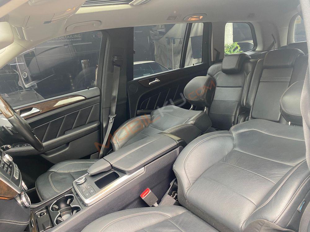 Mobil Mercedes-Benz GL 2016