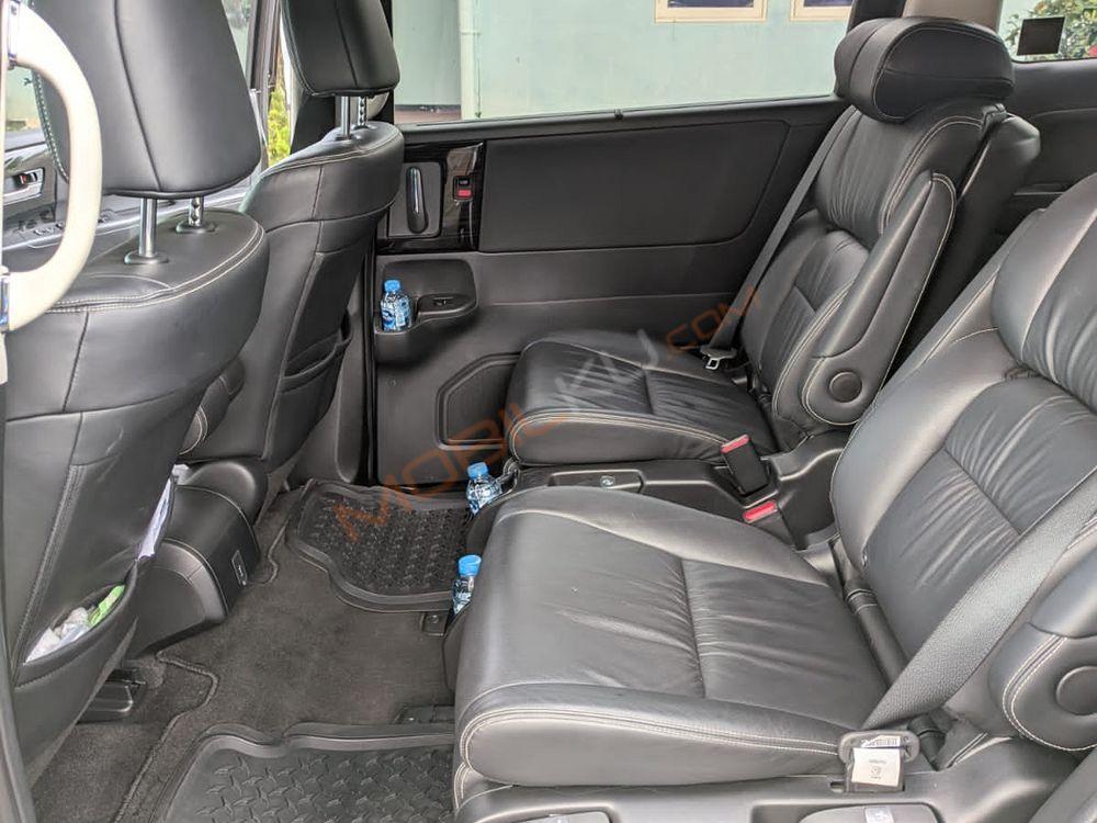 Mobil Honda Odyssey 2018