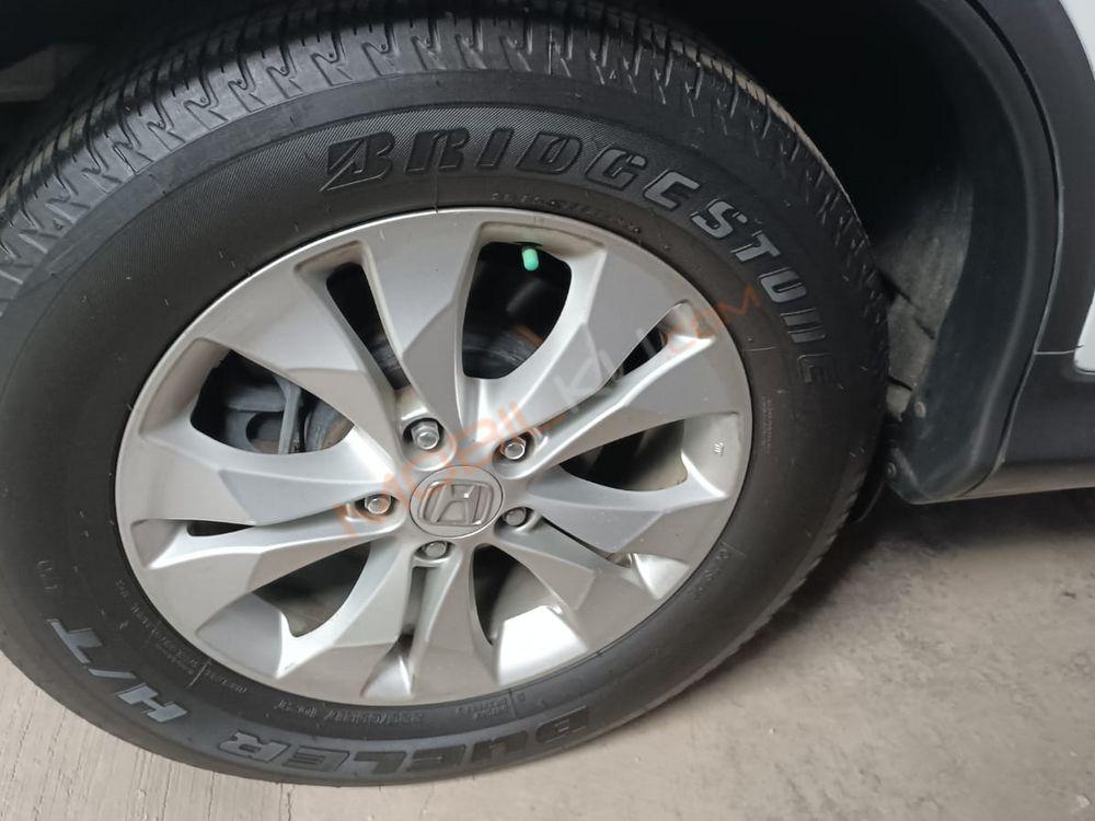 Mobil Honda CR-V 2013