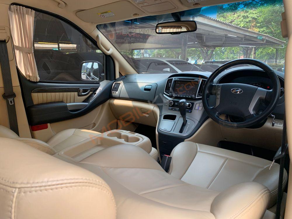 Mobil Hyundai H-1 2018