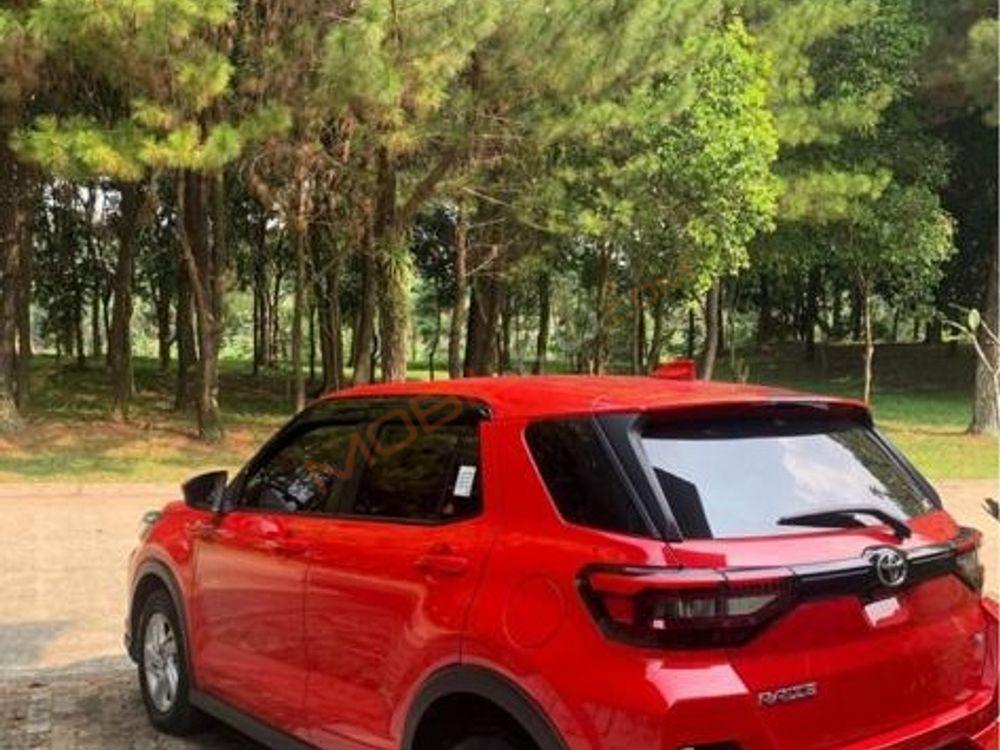 Mobil Toyota Raize 2022