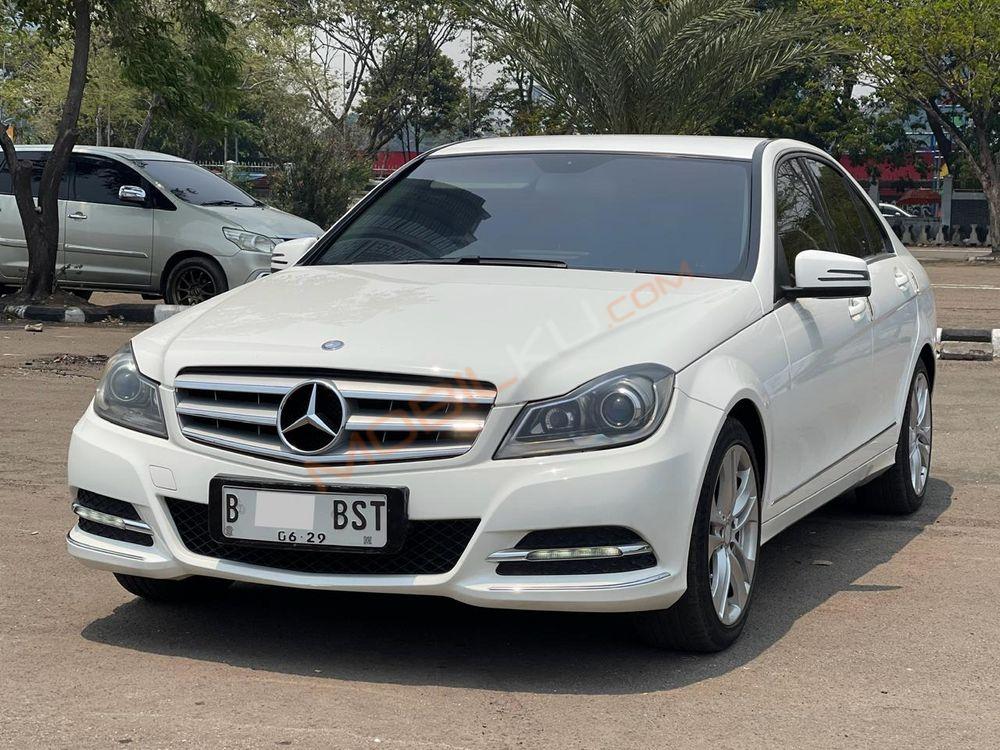 Mobil Mercedes-Benz C-Class 2014