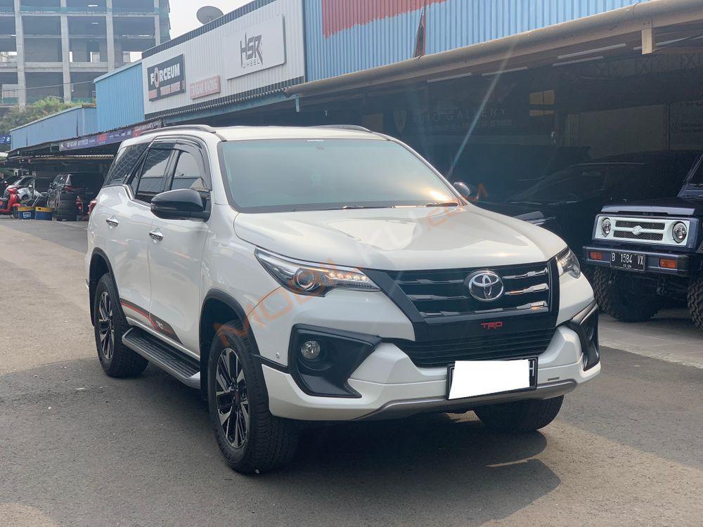Mobil Toyota Fortuner 2019