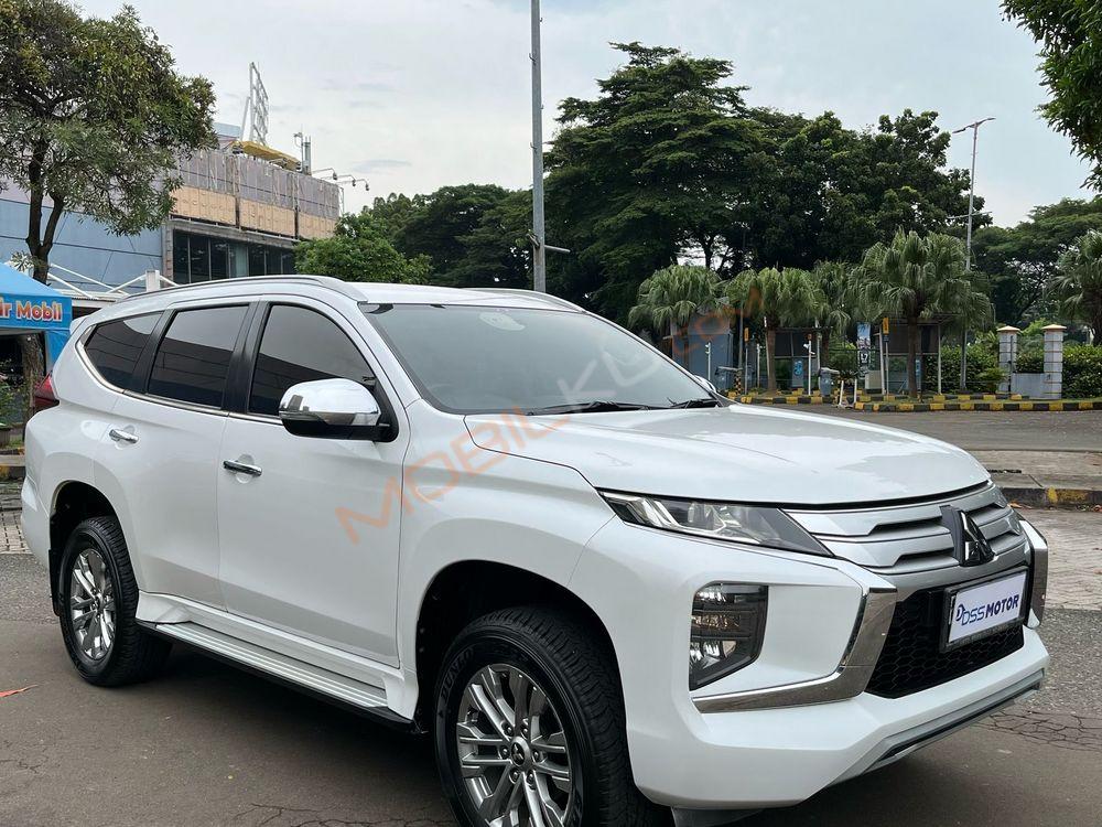 Mobil Mitsubishi Pajero Sport 2021