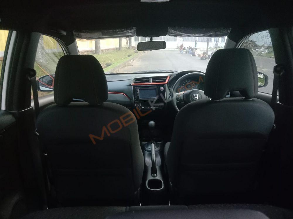 Mobil Honda Brio 2021