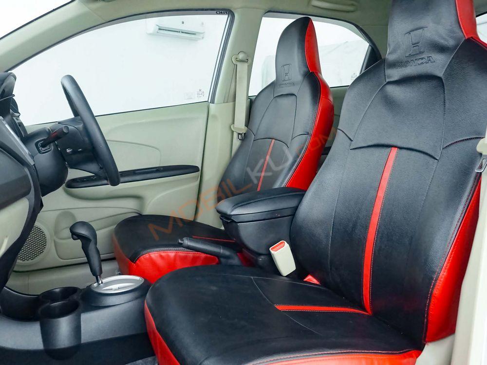 Mobil Honda Brio 2017