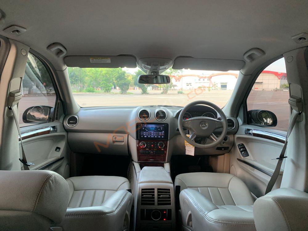 Mobil Mercedes-Benz ML 2006