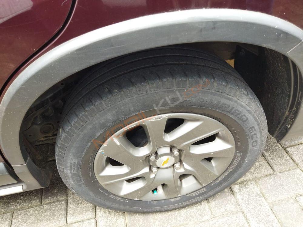 Mobil Chevrolet Spin 2015