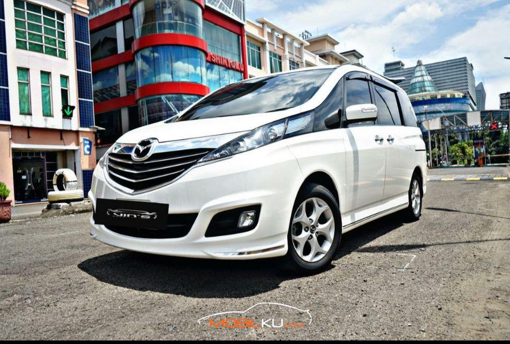 Mobil Mazda Biante 2017