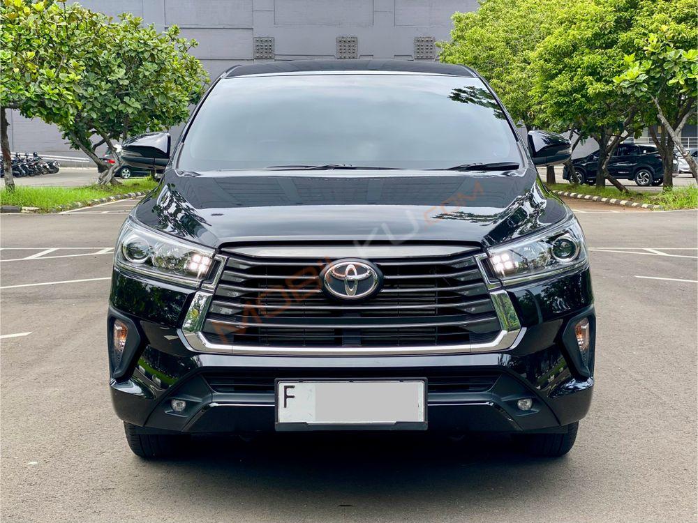 Mobil Toyota Kijang Innova 2022