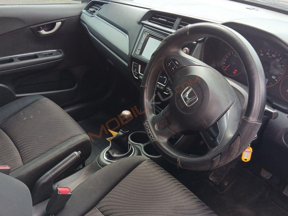 Mobil Honda Mobilio 2016