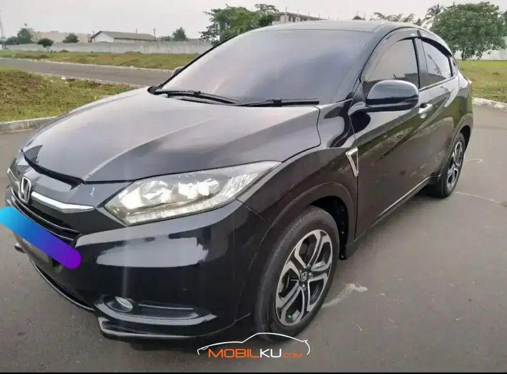 Mobil Honda HR-V 2016