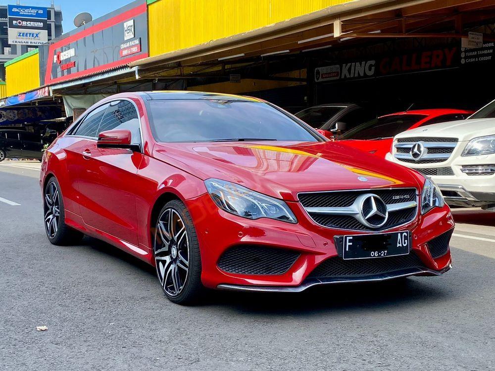 Mobil Mercedes-Benz E-Class 2014