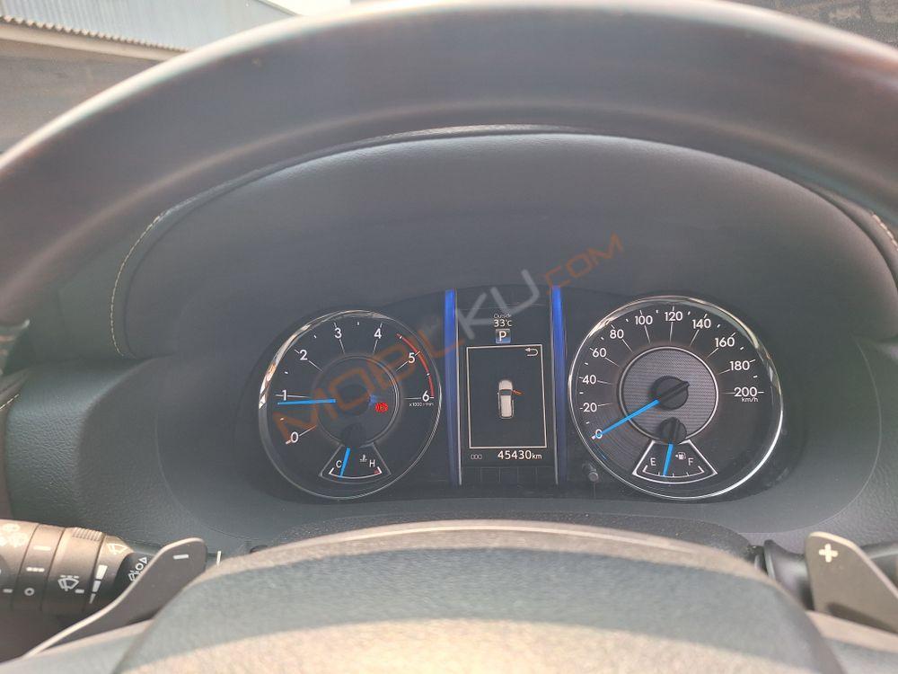 Mobil Toyota Fortuner 2016