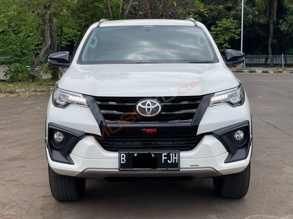 Mobil Toyota Fortuner 2019