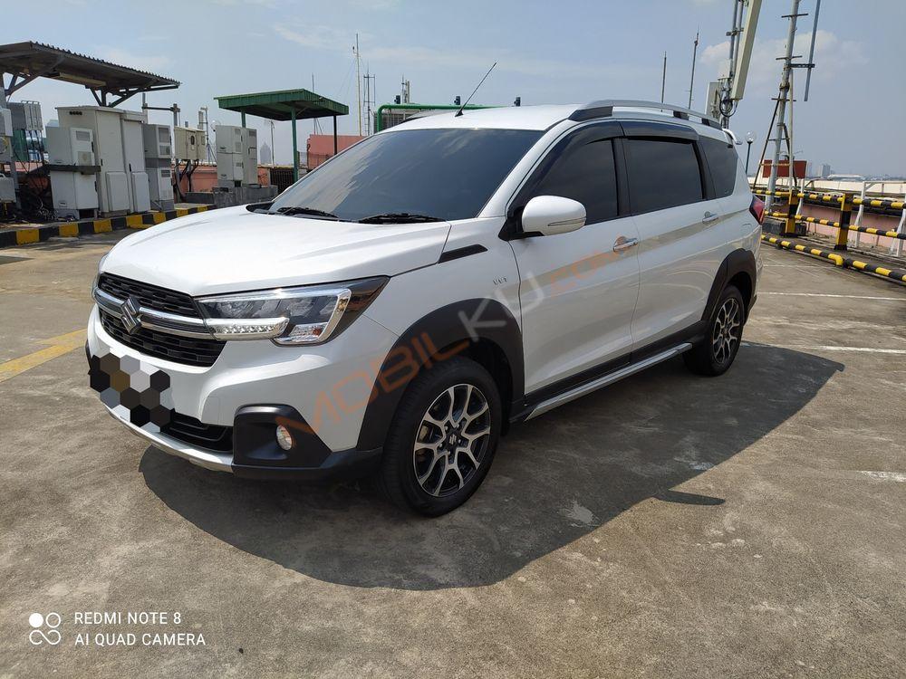 Mobil Suzuki XL7 2021