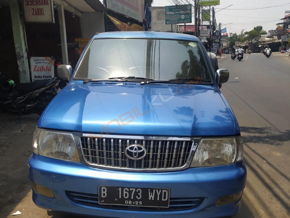 Mobil Toyota Kijang 1997
