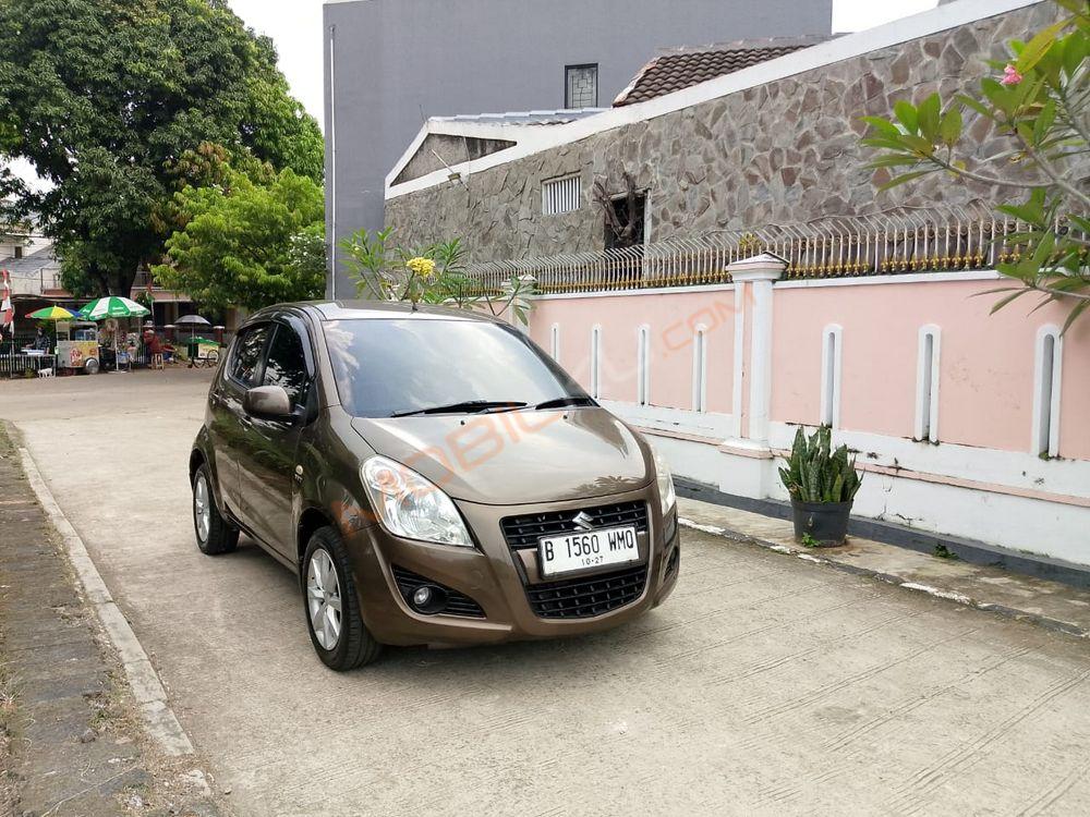 Mobil Suzuki Splash 2014