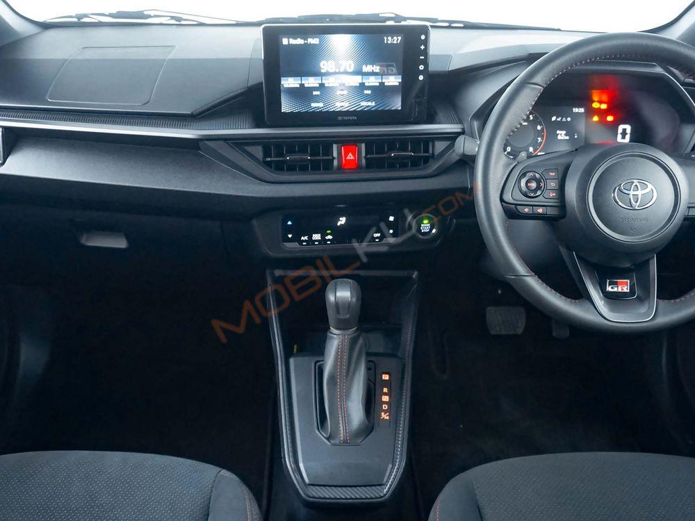 Mobil Toyota Agya 2023