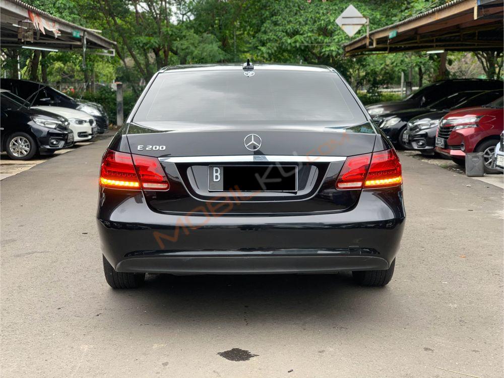 Mobil Mercedes-Benz E-Class 2016