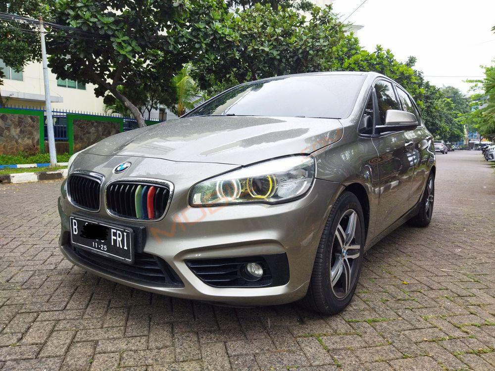 Mobil BMW 2 Series 2015