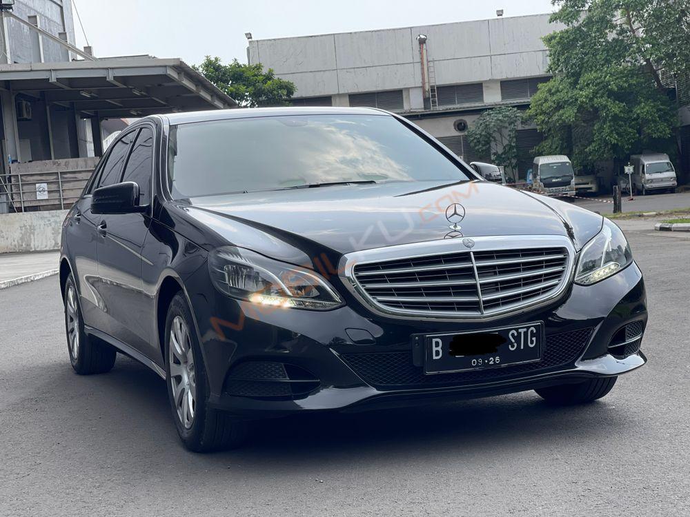 Mobil Mercedes-Benz E-Class 2016