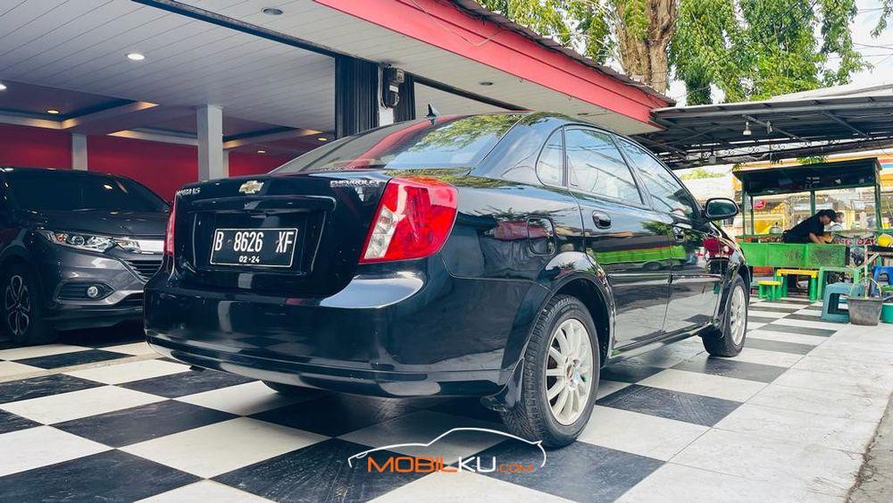 Mobil Chevrolet Optra 2003