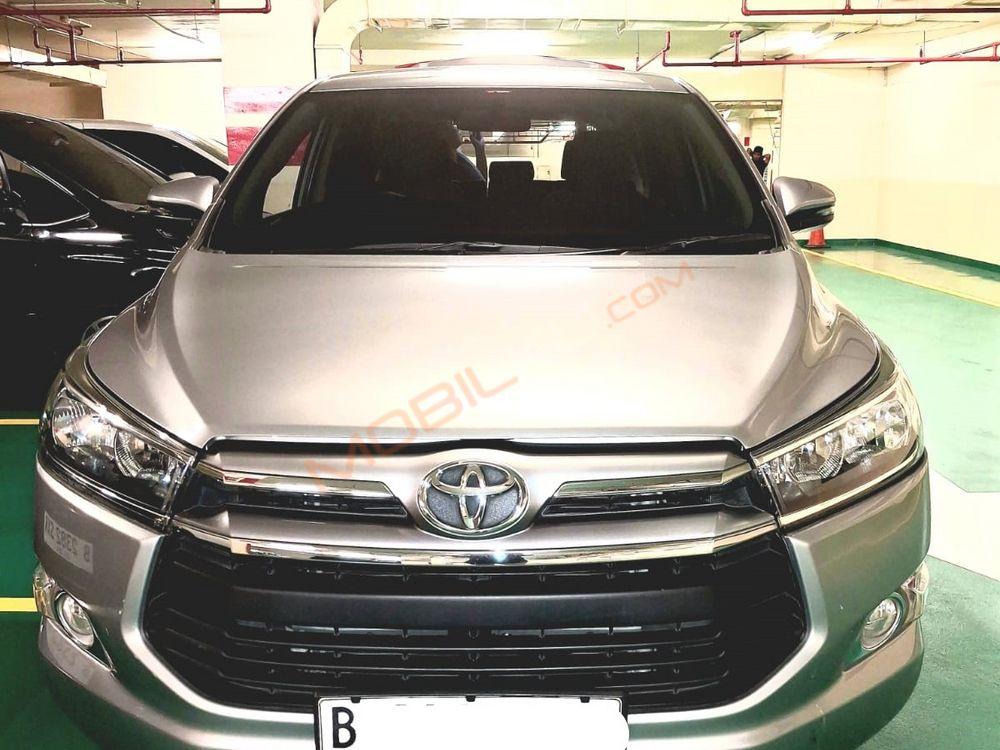 Mobil Toyota Kijang Innova 2017