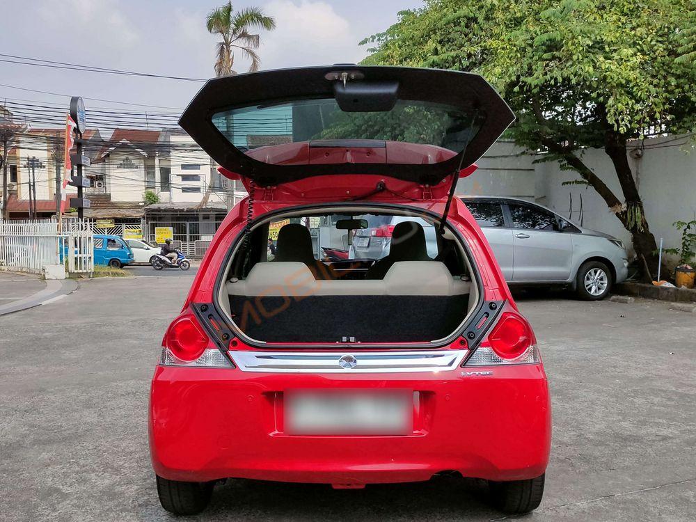 Mobil Honda Brio 2018