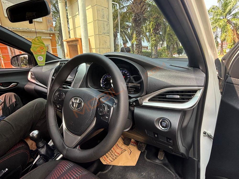 Mobil Toyota Yaris 2018