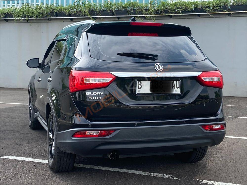 Mobil DFSK Glory 580 2024