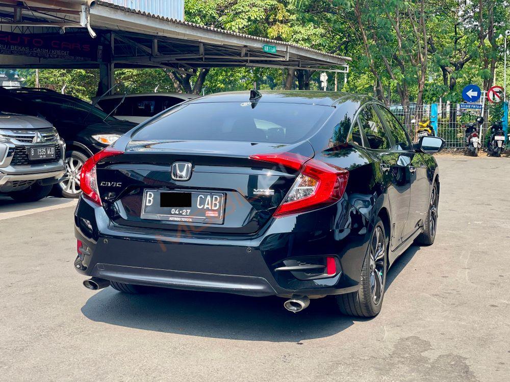 Mobil Honda Civic Sedan 2017