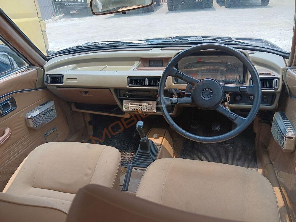 Mobil Honda Accord 1995