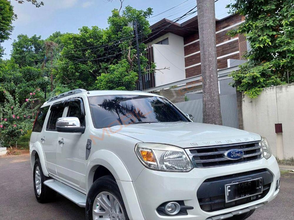 Mobil Ford Everest 2014