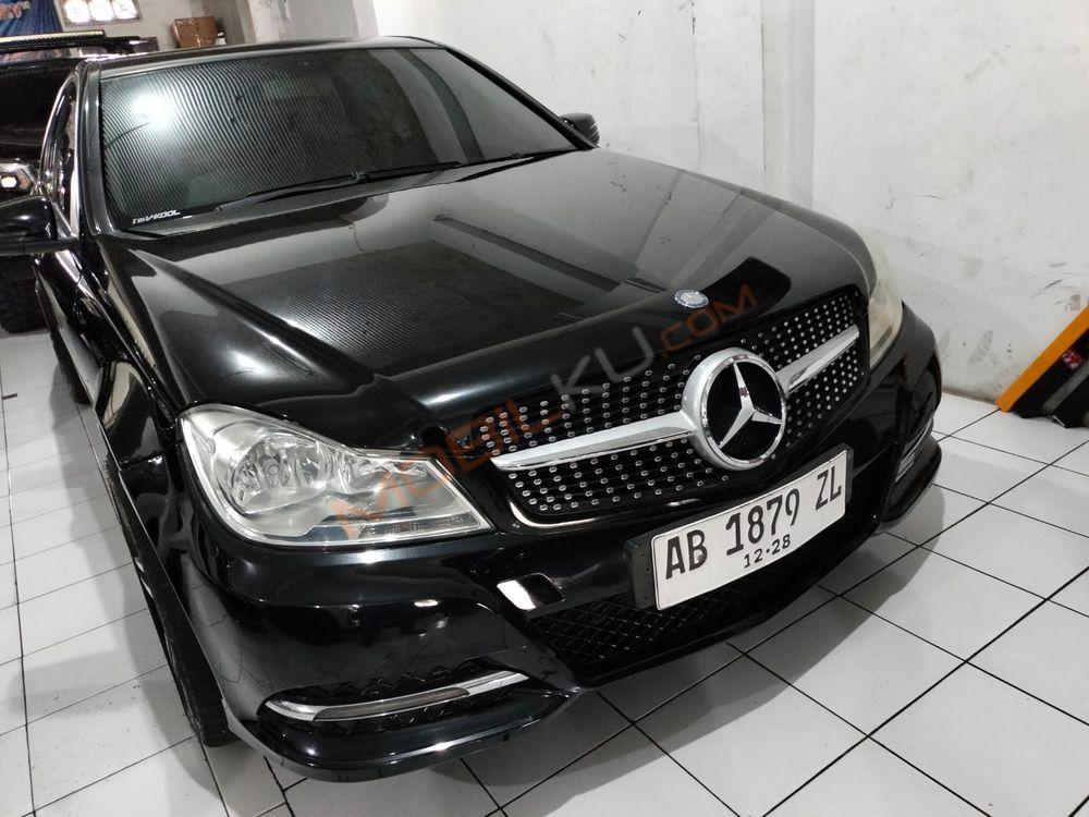 Mobil Mercedes-Benz C-Class 2013
