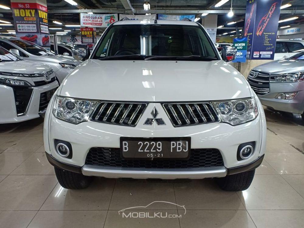 Mobil Mitsubishi Pajero Sport 2011