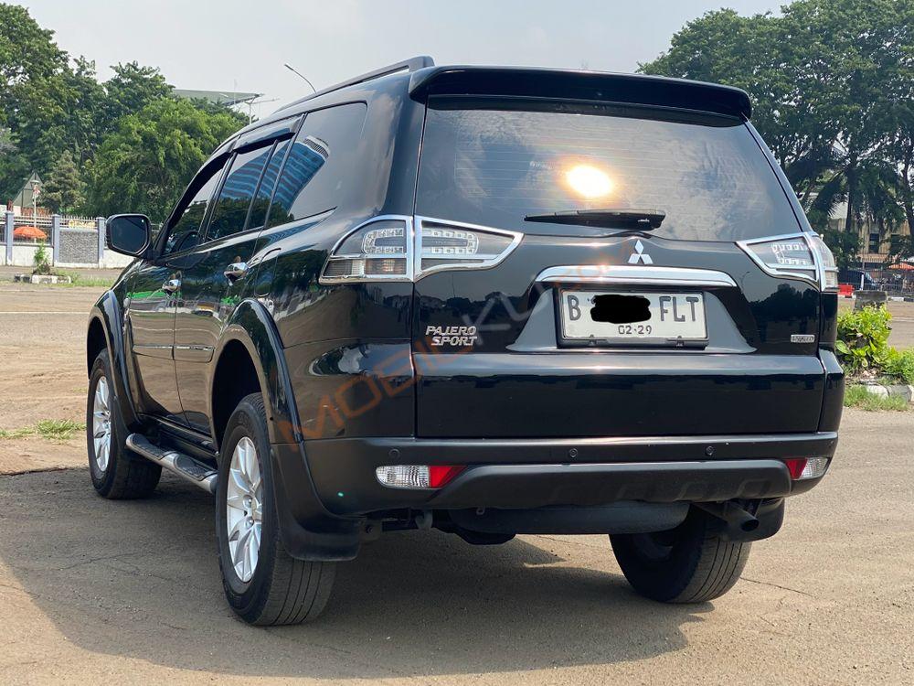 Mobil Mitsubishi Pajero Sport 2010