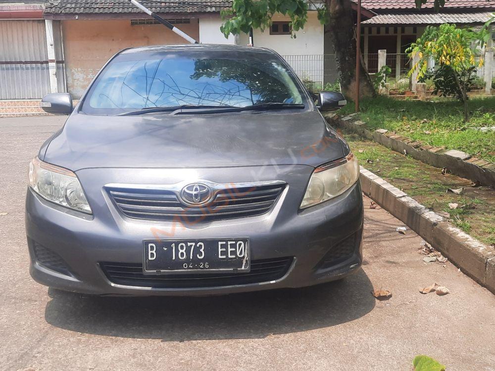 Mobil Toyota Corolla 2008