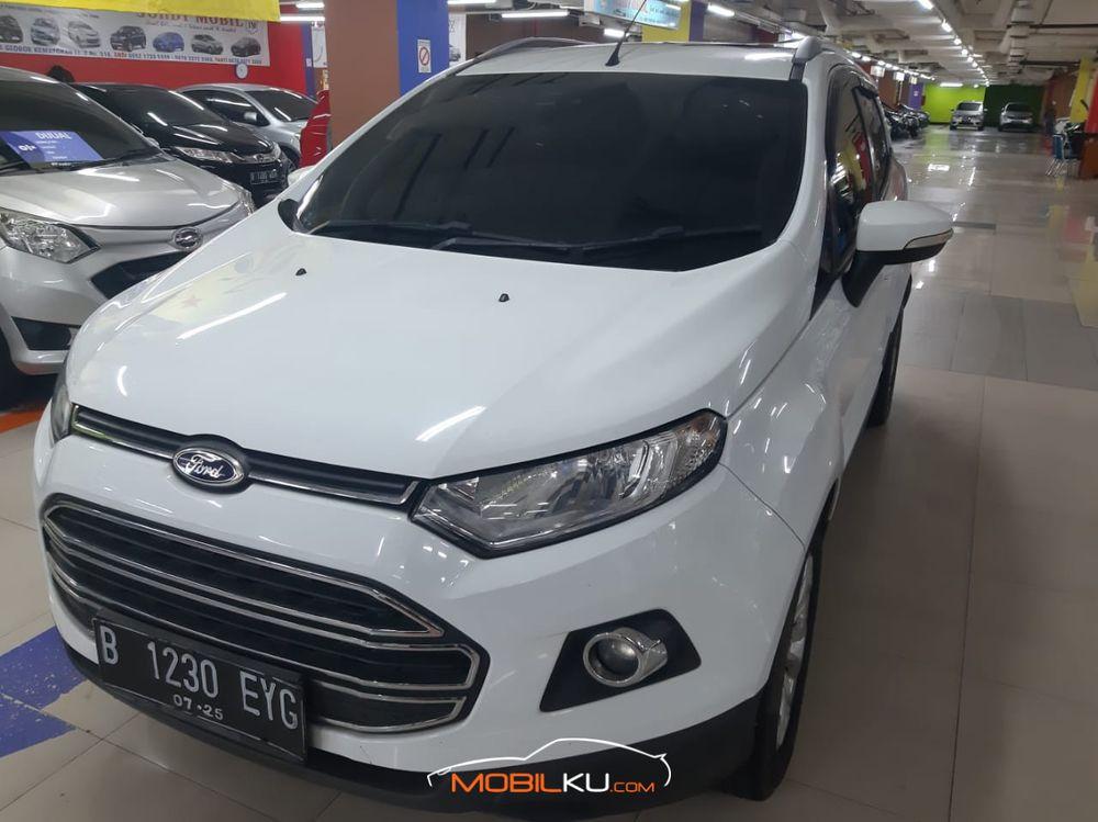 Mobil Ford EcoSport 2014