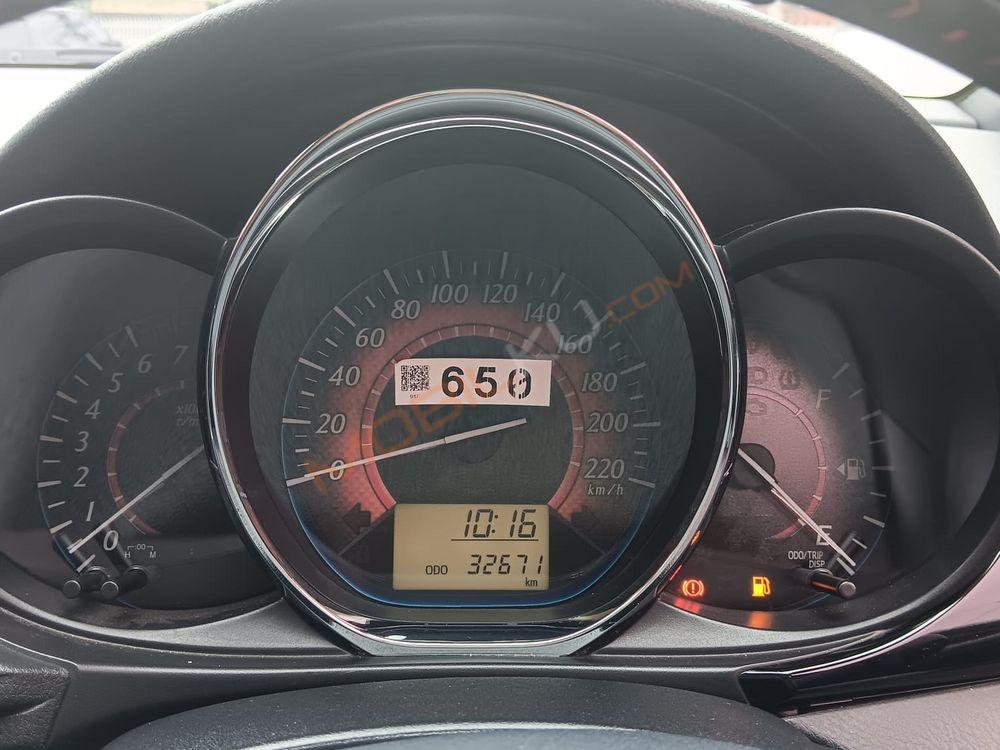 Mobil Toyota Yaris 2017