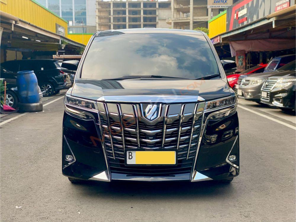 Mobil Toyota Alphard 2019