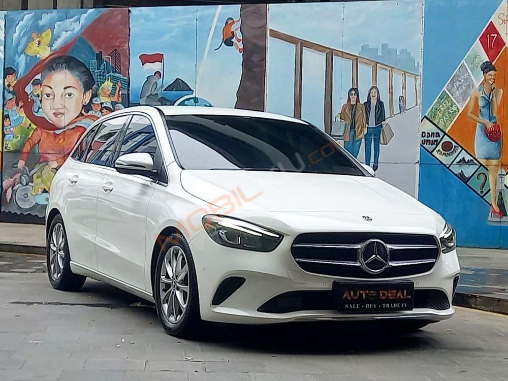 Mobil Mercedes-Benz B-Class 2018
