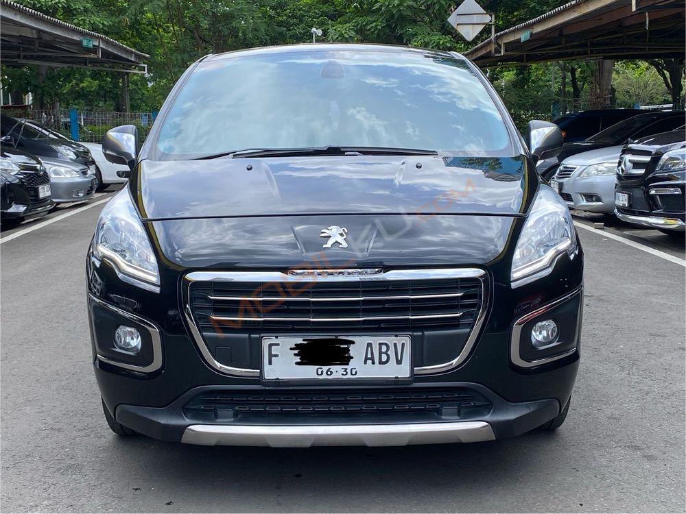 Mobil Peugeot 3008 2016
