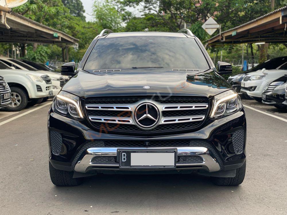 Mobil Mercedes-Benz GLS 2017