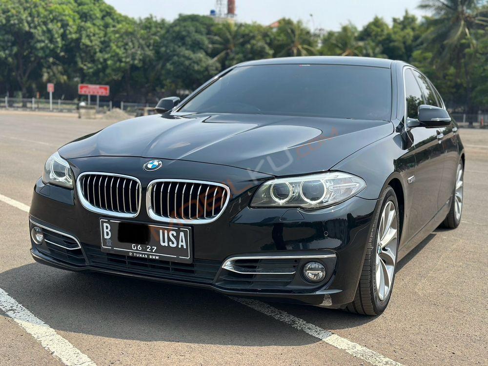 Mobil BMW 5 Series 2016