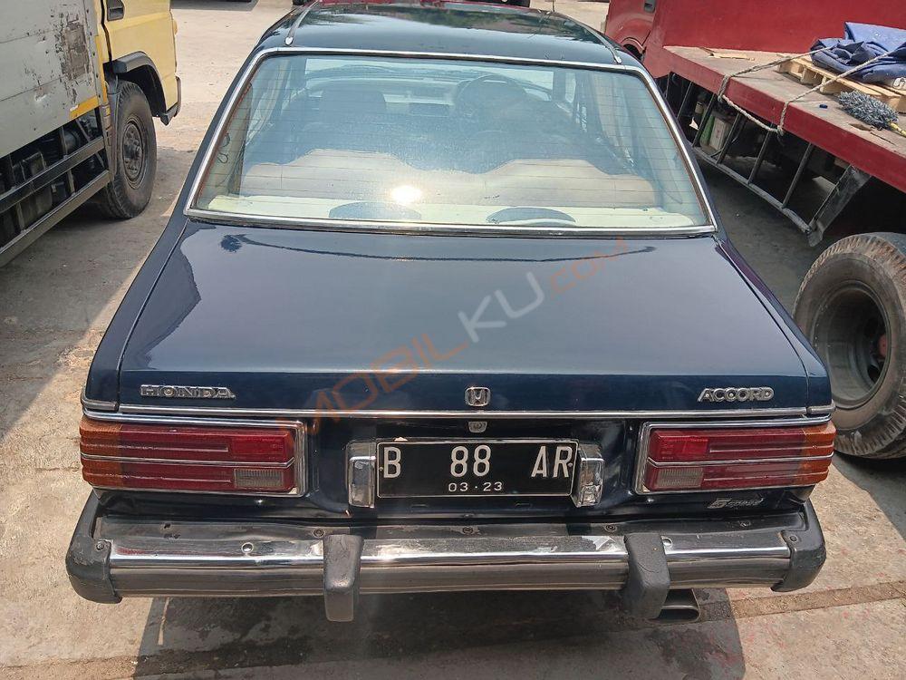 Mobil Honda Accord 1995